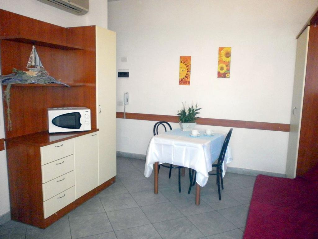 Residence Carioca Rimini Rum bild